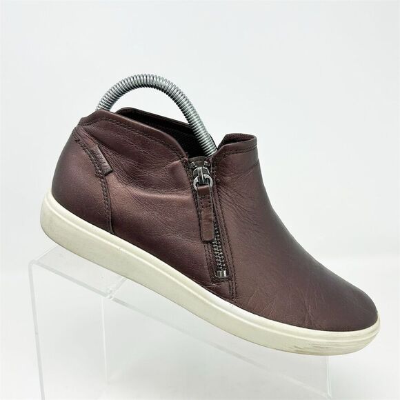 ECCO Soft 7 Metallic Wine Purple Bootie Sneakers Size 39 (US 8-8.5) Zip Closure - Picture 1 of 13